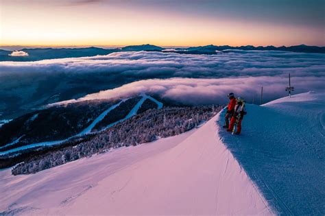 東北 スキー場 ランキング - 雪と温泉の融合、冬の冒険を求めて